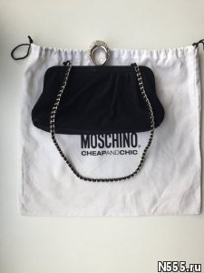 Сумка клатч новая moschino италия оригинал черная